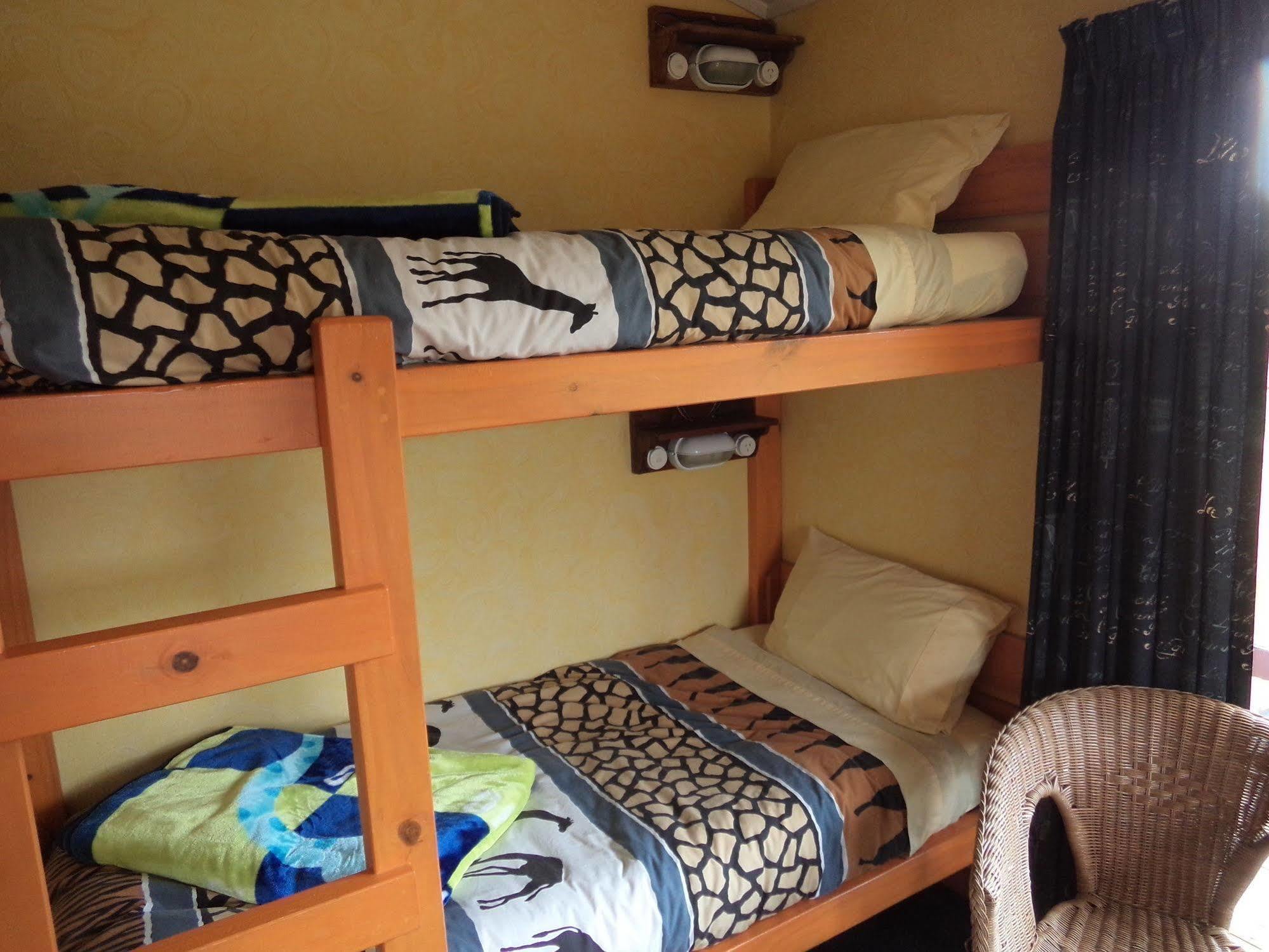 โกลบอล วิลเลจ ทราเวลเลอร์ ลอดจ์ Hostel เกรย์เมาท์ ภายนอก รูปภาพ A bunk bed